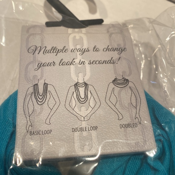 NWT Bundle of 3 Infinity Scarves - Picture 5 of 6